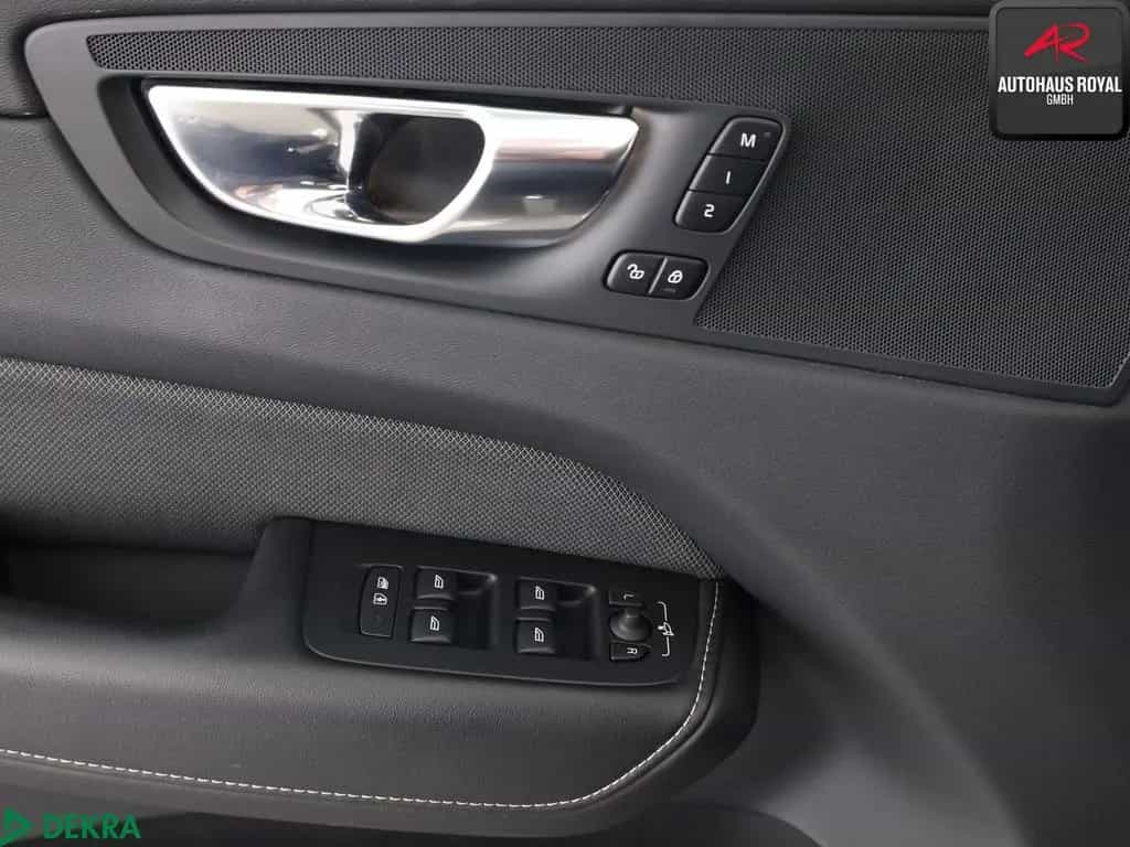 Volvo XC60 XC 60 B4 D AWD PLUS BRIGHT KEYLESS,KAMERA,1.HAND 01/2023-photo-13