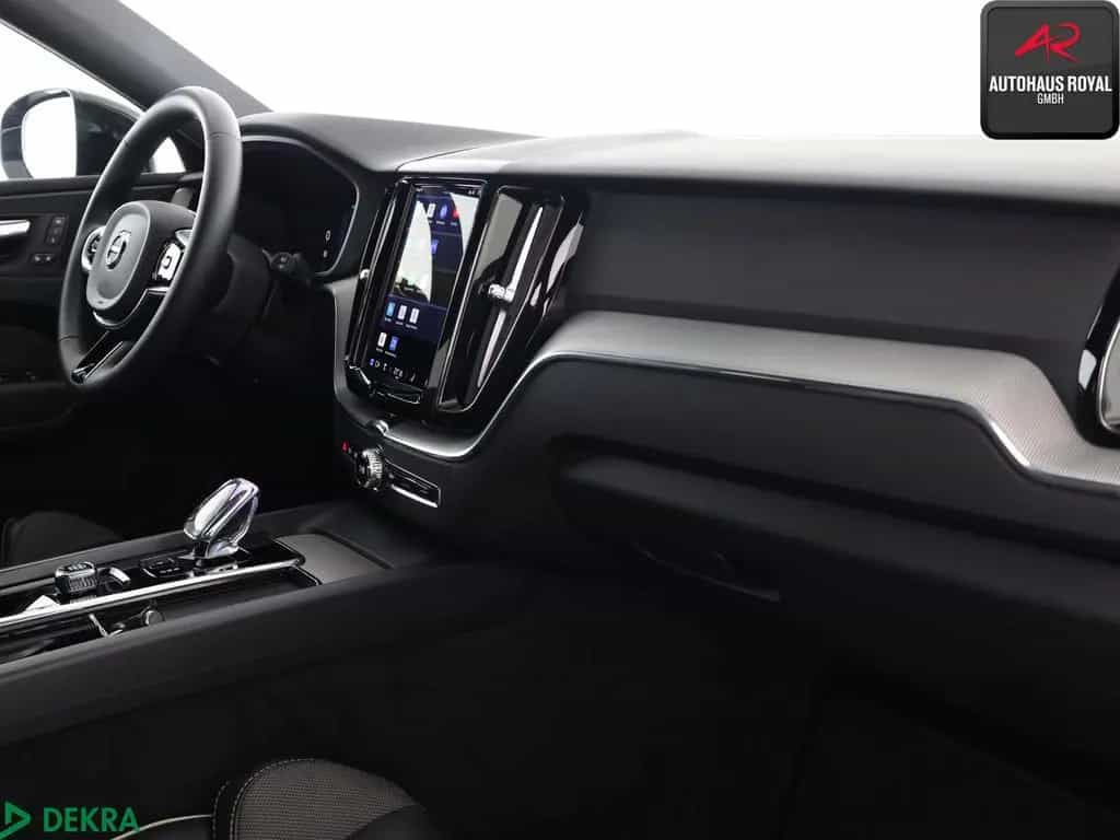Volvo XC60 XC 60 B4 D AWD PLUS BRIGHT KEYLESS,KAMERA,1.HAND 01/2023-photo-9