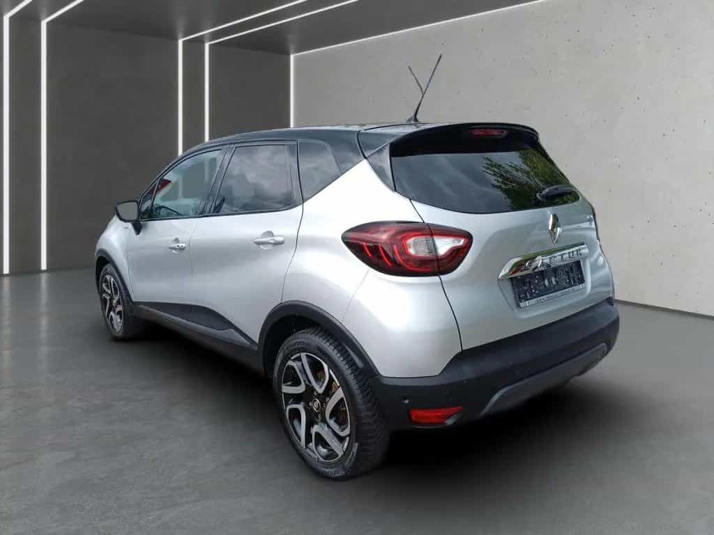 Renault Captur TCe 130 GPF BOSE EDITION 08/2019-photo-1