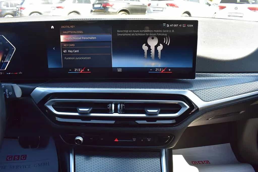 BMW 3 Series 318i M Sport ACC+Head-Up+Leder+Kamera+Memory+AHK 08/2024-photo-31