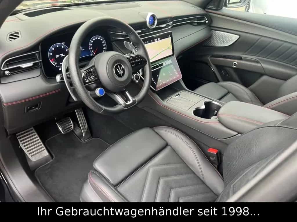 Maserati Grecale Trofeo 530 PS AWD *360°/PANO/HUD/SONUS* 05/2024-photo-13