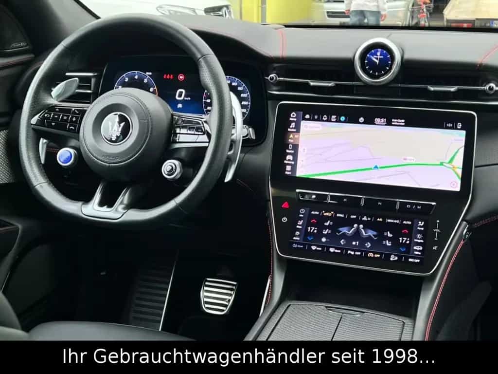 Maserati Grecale Trofeo 530 PS AWD *360°/PANO/HUD/SONUS* 05/2024-photo-15