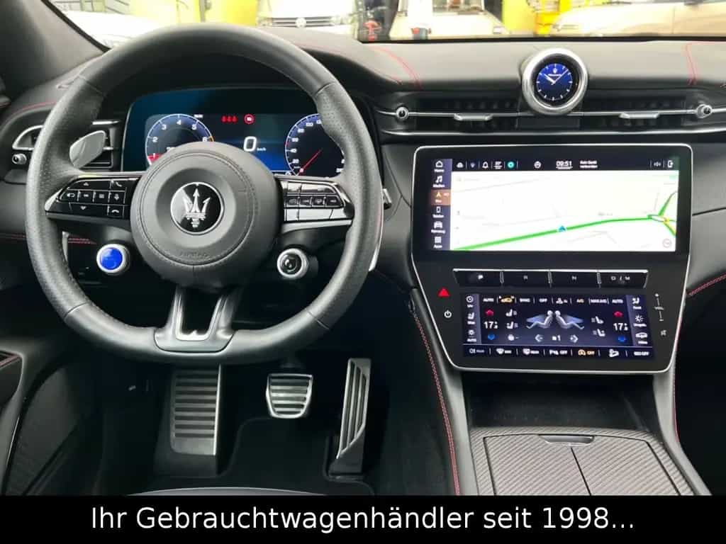 Maserati Grecale Trofeo 530 PS AWD *360°/PANO/HUD/SONUS* 05/2024-photo-28