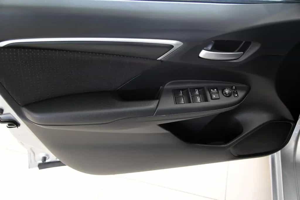 Honda Jazz Elegance 03/2017-photo-24