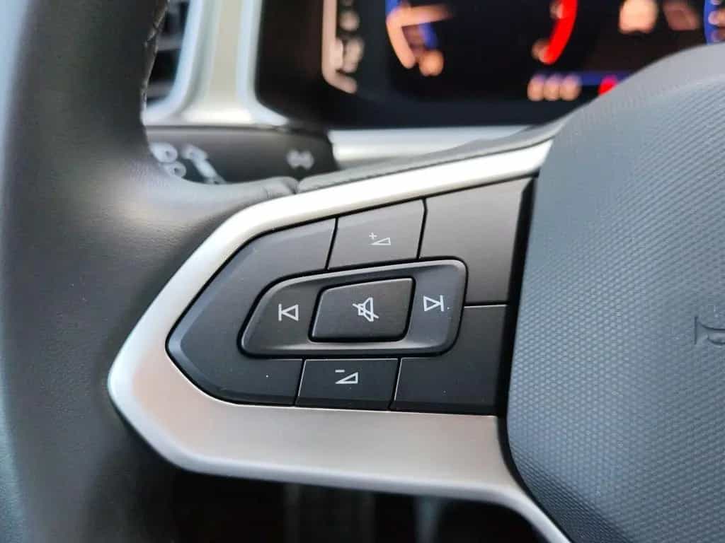 Volkswagen T-Roc 1,5 TSI MOVE+LED+Navi+AHK 03/2024-photo-22