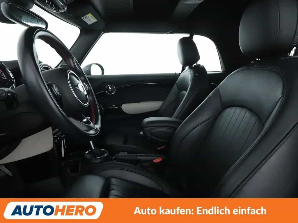 MINI John Cooper Works Cabrio Cabrio John Cooper Works Aut.*NAVI*LED*TEMPO*CAM 03/2018-photo-9