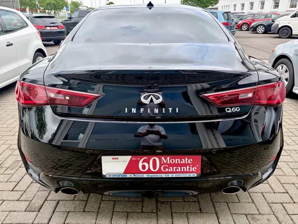 Infiniti Q60 2.0t AT Premium Tech-LEDER-NAVI-ALU-TOP!!! 01/2017-photo-7