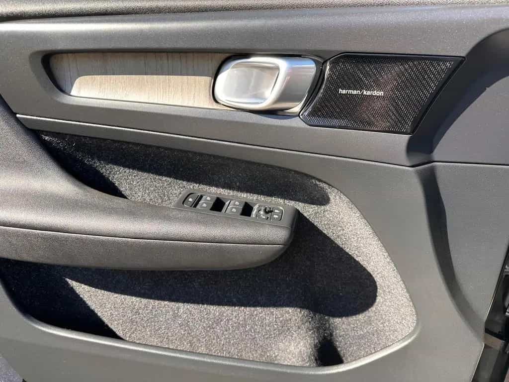 Volvo XC40 D3 AWD Inscription Leder, Kamera, BLIS, DAB 10/2019-photo-10