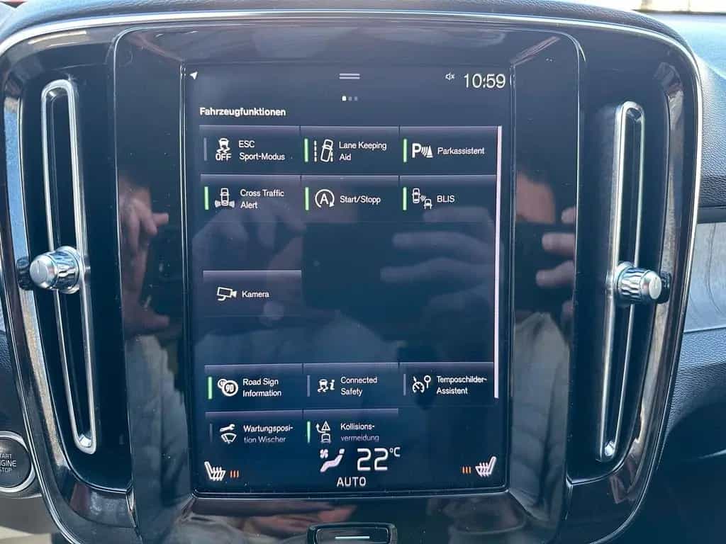 Volvo XC40 D3 AWD Inscription Leder, Kamera, BLIS, DAB 10/2019-photo-18