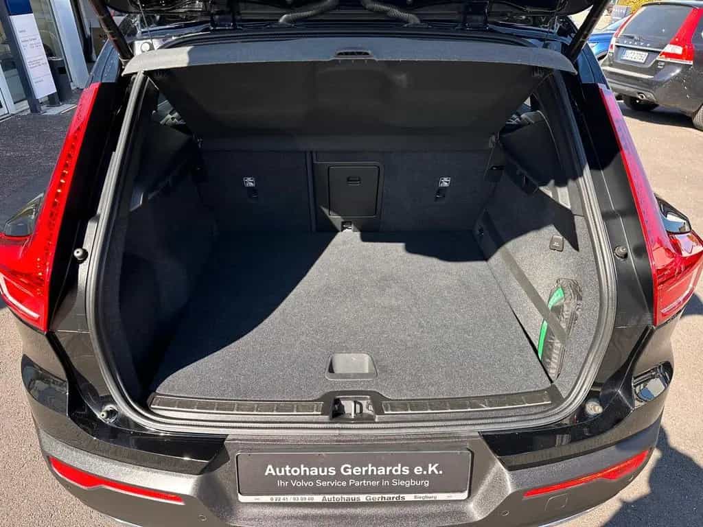 Volvo XC40 D3 AWD Inscription Leder, Kamera, BLIS, DAB 10/2019-photo-7