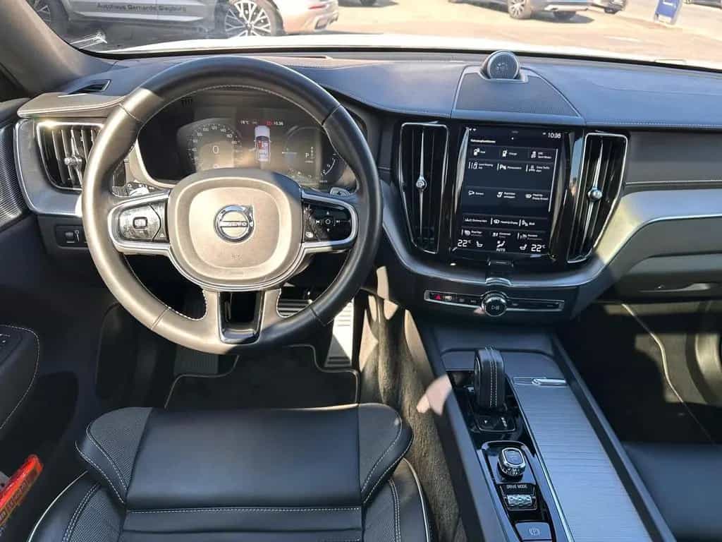Volvo XC60 T8 AWD Polestar Eng.Pano360°HUD,22''Klappen 07/2020-photo-17