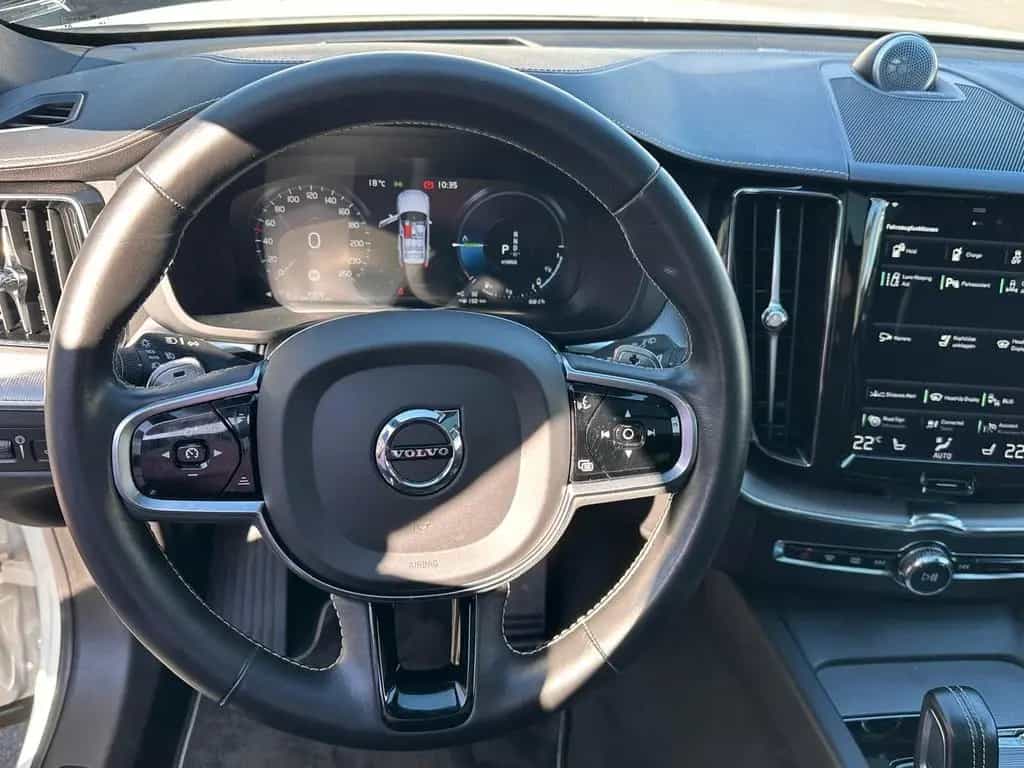 Volvo XC60 T8 AWD Polestar Eng.Pano360°HUD,22''Klappen 07/2020-photo-18