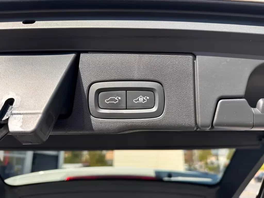 Volvo XC60 T8 AWD Polestar Eng.Pano360°HUD,22''Klappen 07/2020-photo-9