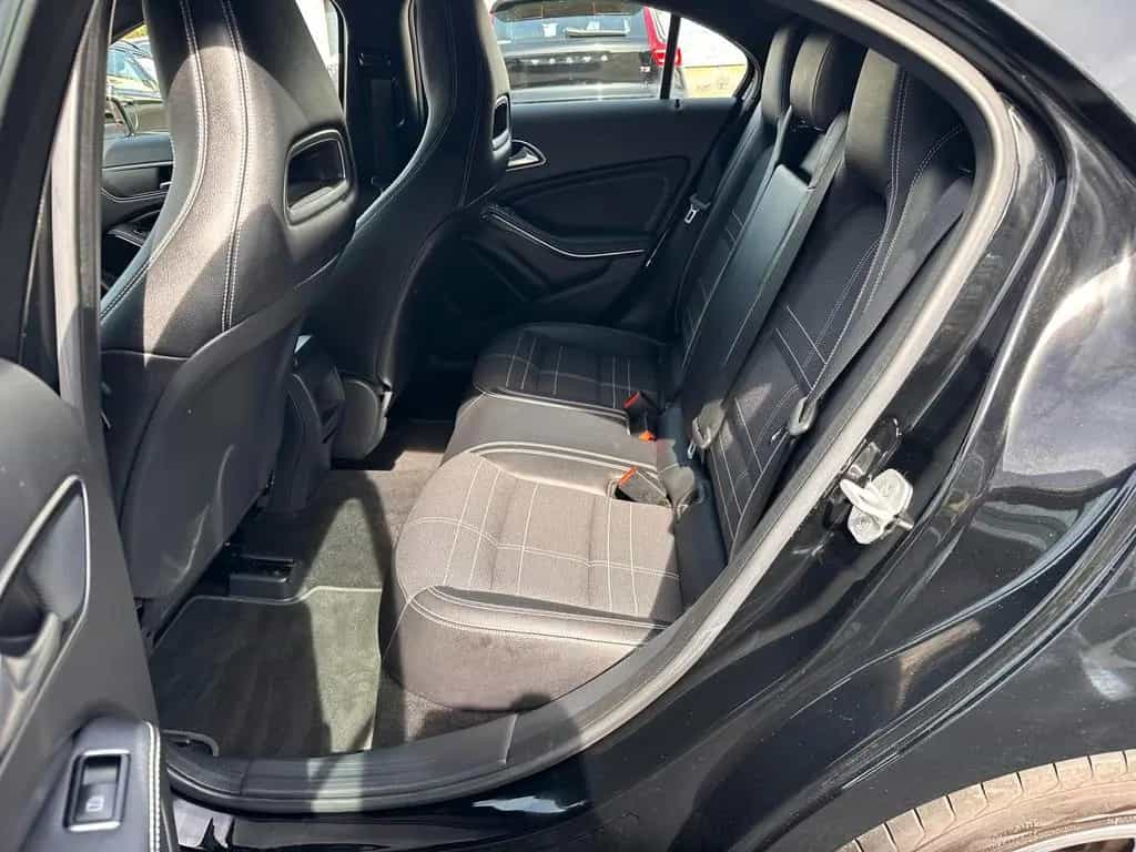 Mercedes-Benz A 180 Urban Kamera, Sitzheizung, Me connect 12/2015-photo-12