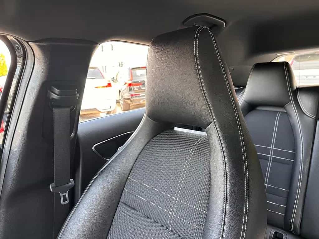 Mercedes-Benz A 180 Urban Kamera, Sitzheizung, Me connect 12/2015-photo-21