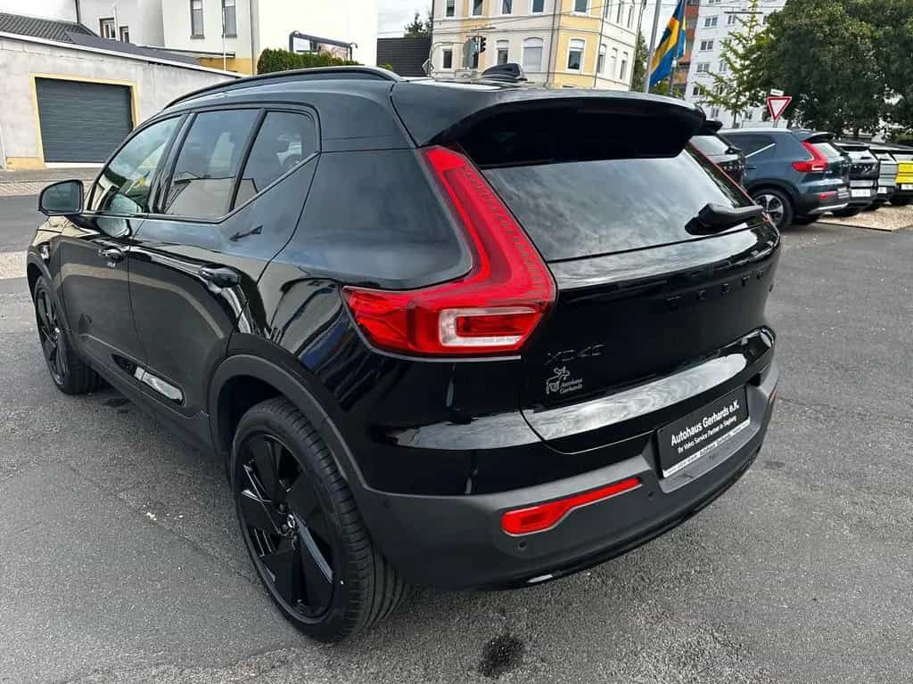 Volvo XC40 B3 Plus Black Edition Pano360°,20'',BLIS,LH 01/2025-photo-10