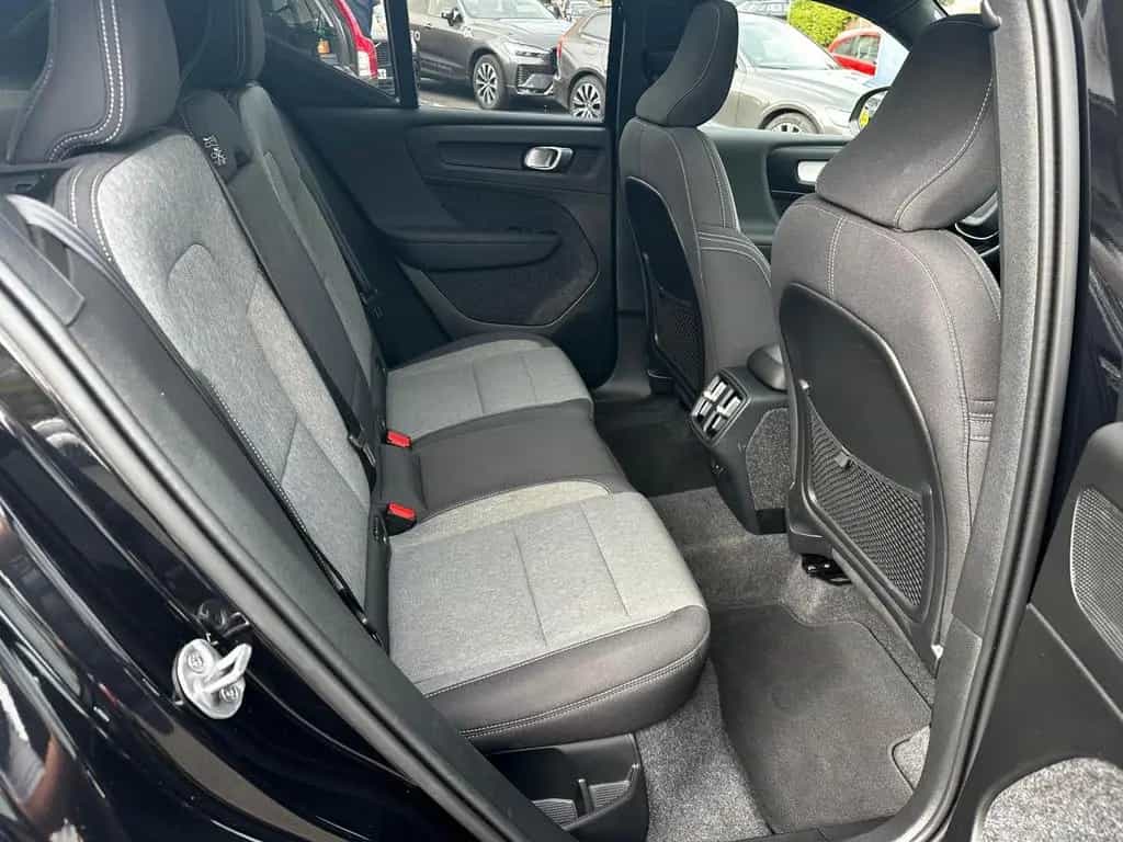 Volvo XC40 B3 Plus Black Edition Pano360°,20'',BLIS,LH 01/2025-photo-15