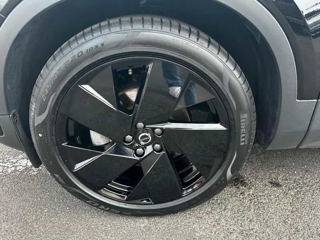 Volvo XC40 B3 Plus Black Edition Pano360°,20'',BLIS,LH 01/2025-photo-25