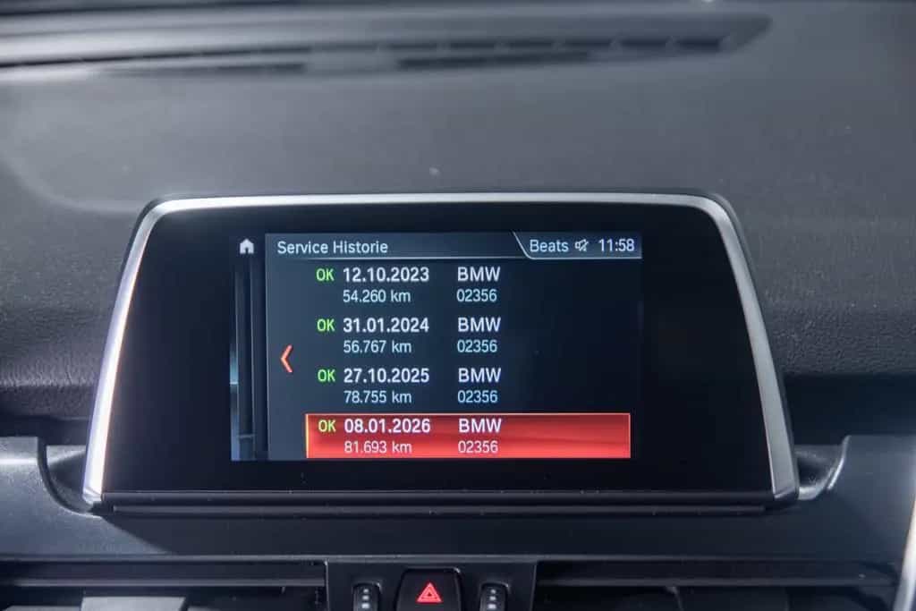 BMW 220 Gran Tourer 220i Gran Tourer Sport LED/ACC/7SZ/Kamera/Pano 01/2021-photo-20