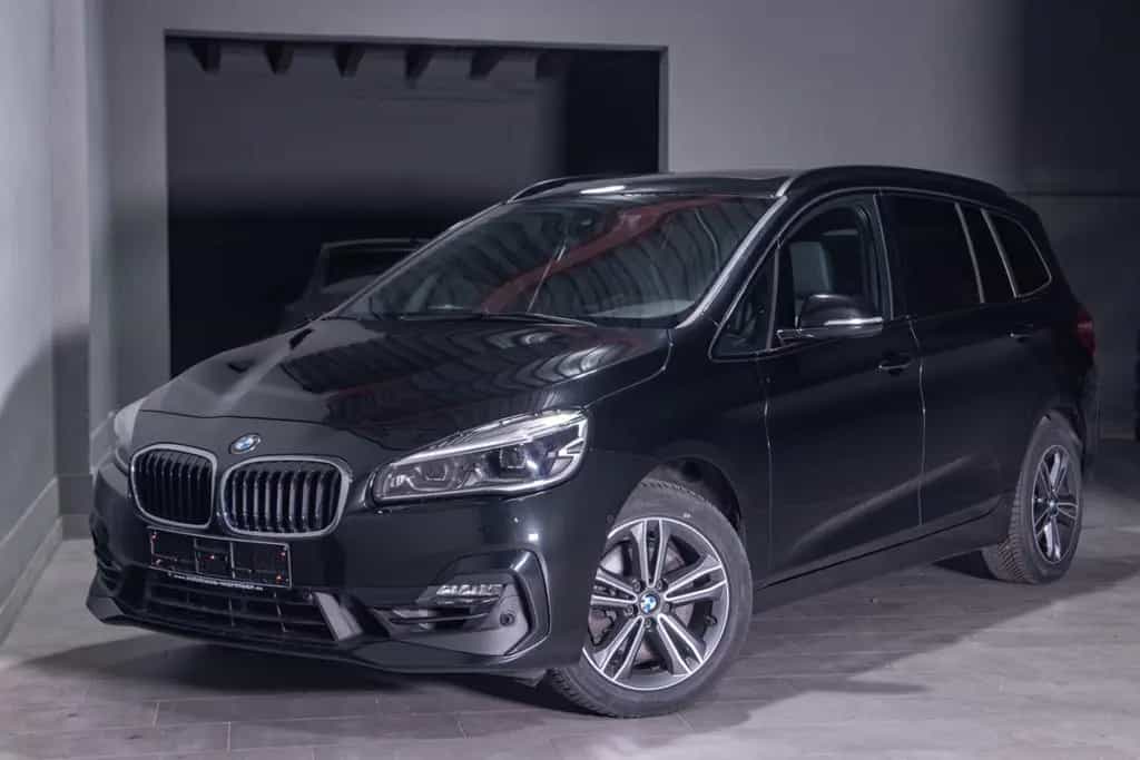 BMW 220 Gran Tourer 220i Gran Tourer Sport LED/ACC/7SZ/Kamera/Pano 01/2021-photo-4
