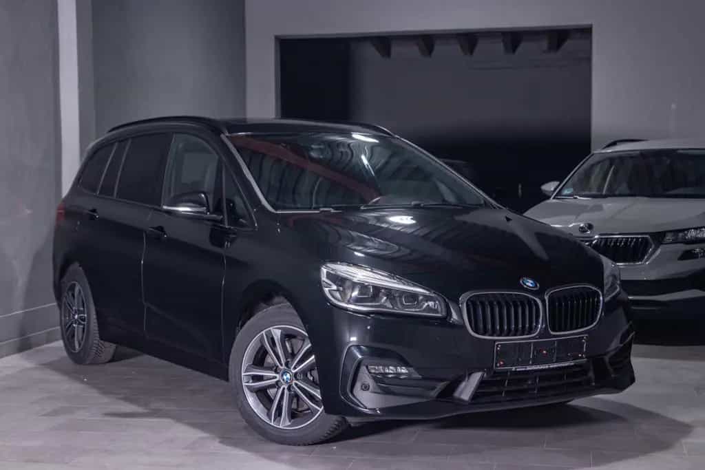 BMW 220 Gran Tourer 220i Gran Tourer Sport LED/ACC/7SZ/Kamera/Pano 01/2021-photo-5