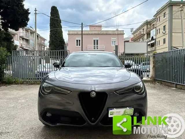 Alfa Romeo Stelvio ALFA ROMEO Stelvio 2.2 Turbodiesel 190 CV AT8 RW 11/2018-photo-2