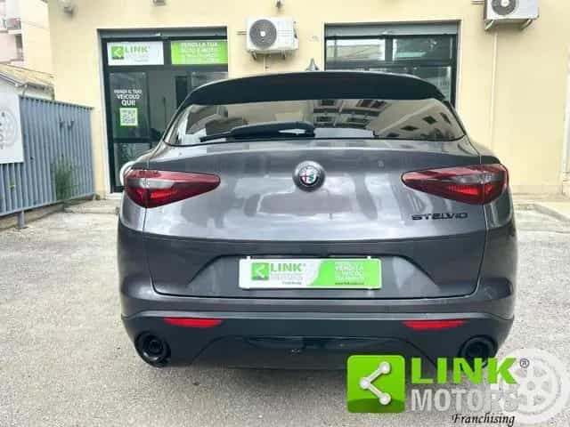 Alfa Romeo Stelvio ALFA ROMEO Stelvio 2.2 Turbodiesel 190 CV AT8 RW 11/2018-photo-8