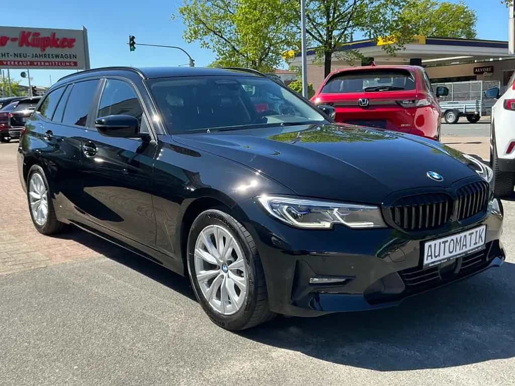 BMW 320 3 Touring 320 d Navi App ACC SHZ AHK ELH 07/2020-photo-2