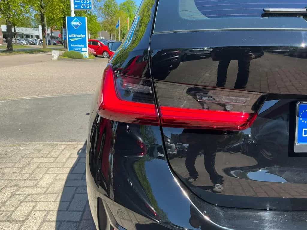 BMW 320 3 Touring 320 d Navi App ACC SHZ AHK ELH 07/2020-photo-33