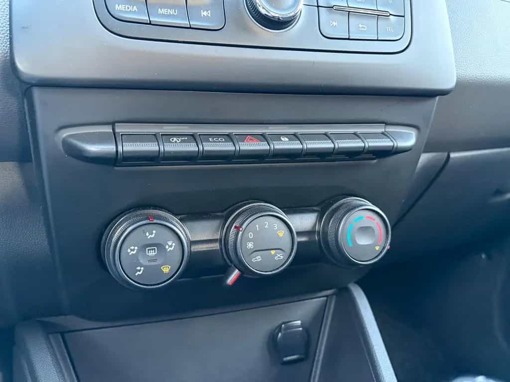Dacia Duster II Access*1.Hand*BT*USB*Scheckheftg 10/2020-photo-20