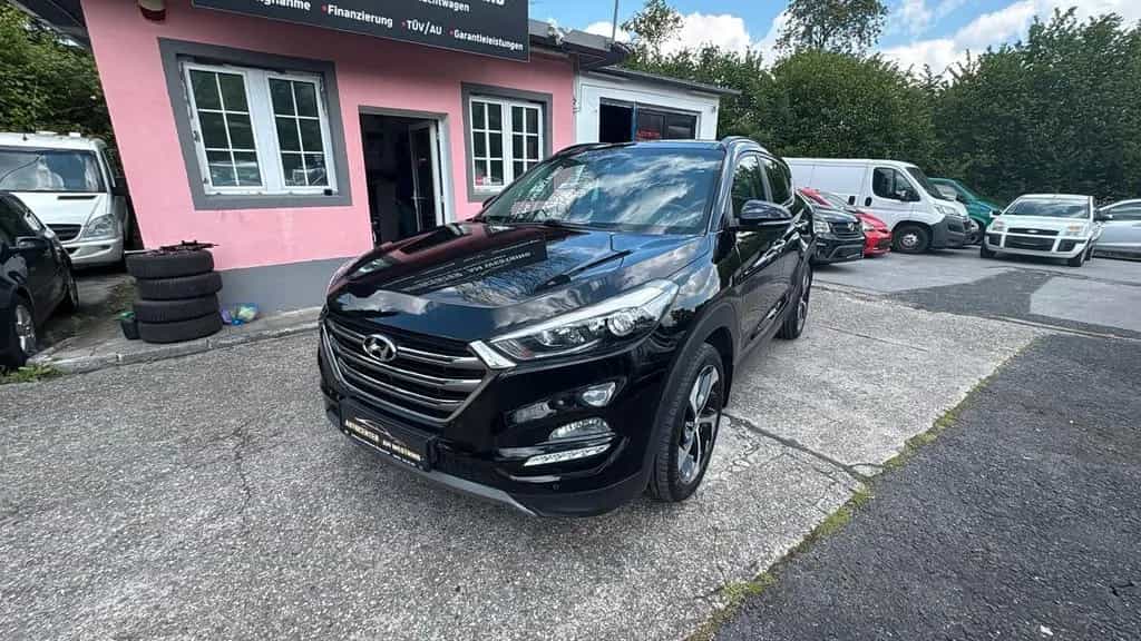 Hyundai TUCSON 4WD /Pano/Leder/1.Hand/elektr. Sitze 01/2017-photo-0