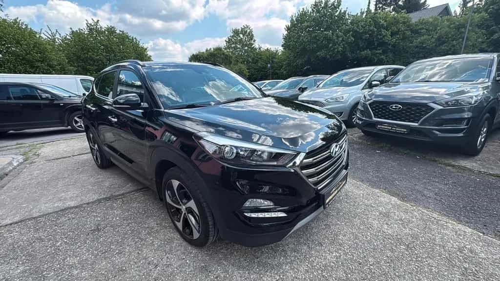 Hyundai TUCSON 4WD /Pano/Leder/1.Hand/elektr. Sitze 01/2017-photo-2