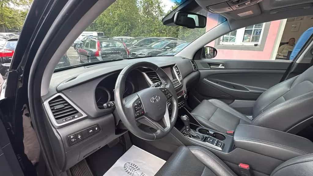 Hyundai TUCSON 4WD /Pano/Leder/1.Hand/elektr. Sitze 01/2017-photo-7
