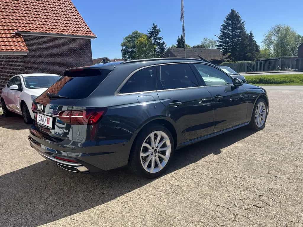 Audi A4 Avant 35 TDI advanced 05/2024-photo-5