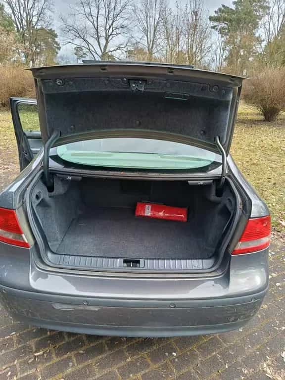 Saab 9-3 1.8t Arc Sport-Limousine Arc 10/2004-photo-2