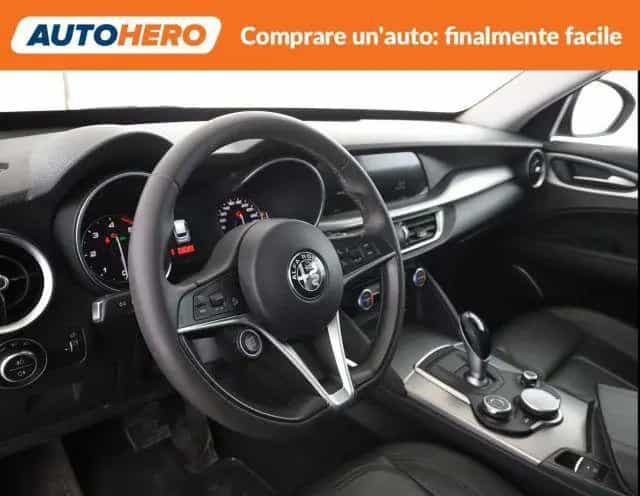 Alfa Romeo Stelvio ALFA ROMEO Stelvio 2.2 Turbodiesel 180 CV AT8 Q4 05/2017-photo-6