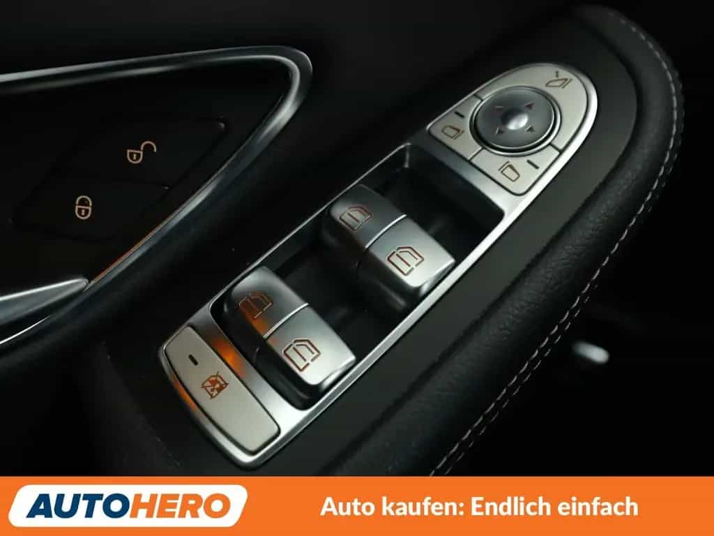 Mercedes-Benz C 400 4Matic AMG Line Aut.*NAVI*CAM*LED*PDC*SHZ* 01/2018-photo-25