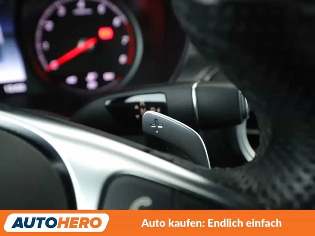 Mercedes-Benz C 400 4Matic AMG Line Aut.*NAVI*CAM*LED*PDC*SHZ* 01/2018-photo-28