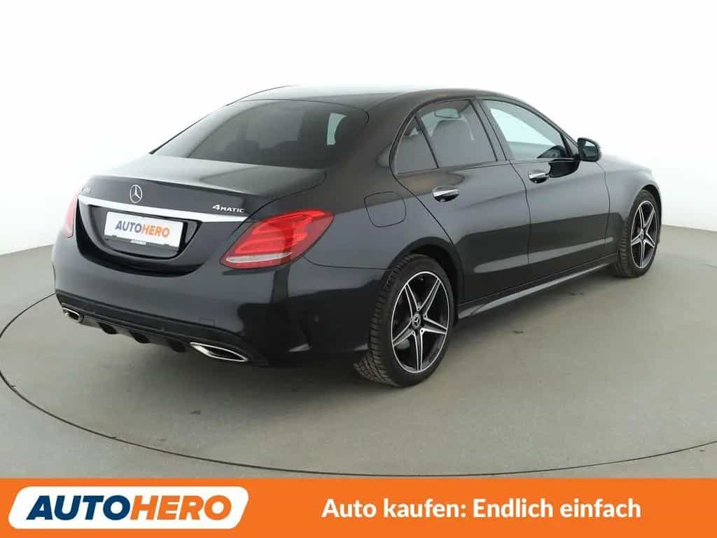 Mercedes-Benz C 400 4Matic AMG Line Aut.*NAVI*CAM*LED*PDC*SHZ* 01/2018-photo-5