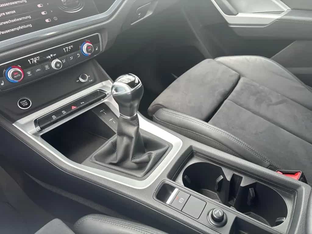 Audi Q3 35 TFSI LED Navi ASI APS virtual SpSi SHZ LM 07/2023-photo-23