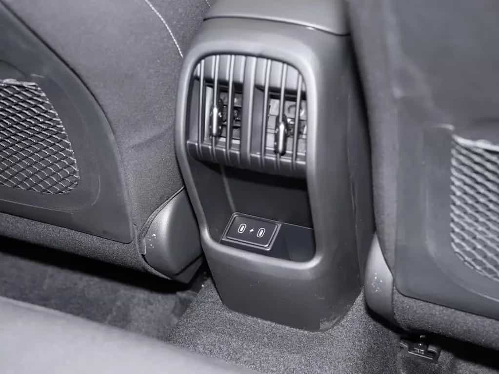 Hyundai Kona 1.6 TGDI DCT Trend Assistenzpaket elek Heck 12/2024-photo-15