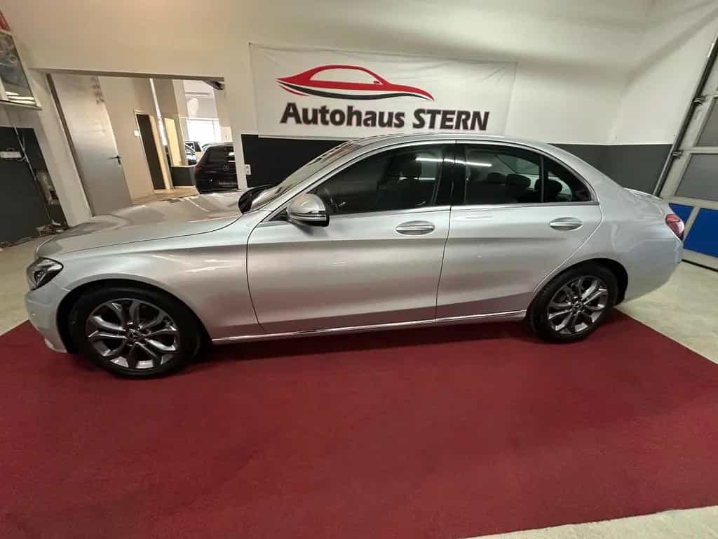 Mercedes-Benz C 180 Limousine Avantgarde*LED*PDC*Navi* 07/2017-photo-7