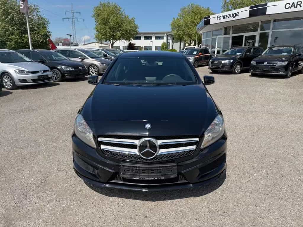 Mercedes-Benz A 180 A180 BlueEfficie AMG-Line LED 2.Hand PDC 57 Tkm 08/2015-photo-1