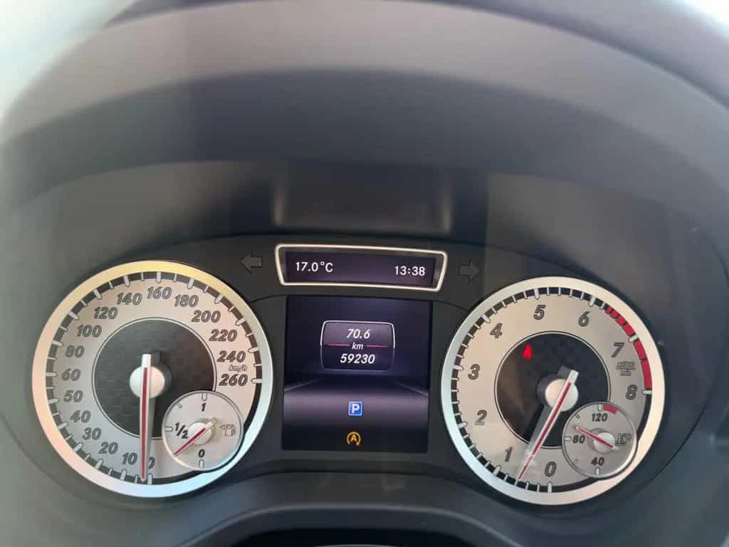 Mercedes-Benz A 180 A180 BlueEfficie AMG-Line LED 2.Hand PDC 57 Tkm 08/2015-photo-27
