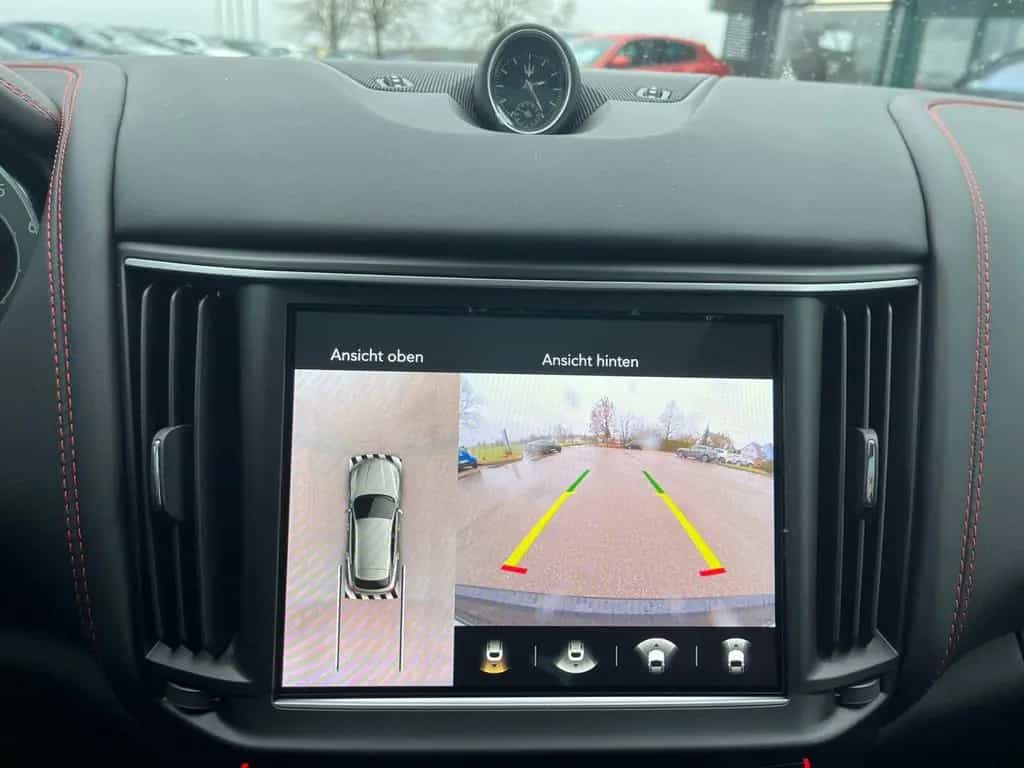 Maserati Levante Modena Ultima MY24 PANORAMADACH+360°-KAM 01/2024-photo-21