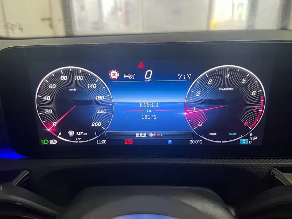 Mercedes-Benz A 200 Progressive ANHÄNGERKUPPLUNG+NAVI+TEMPOMAT 07/2024-photo-12