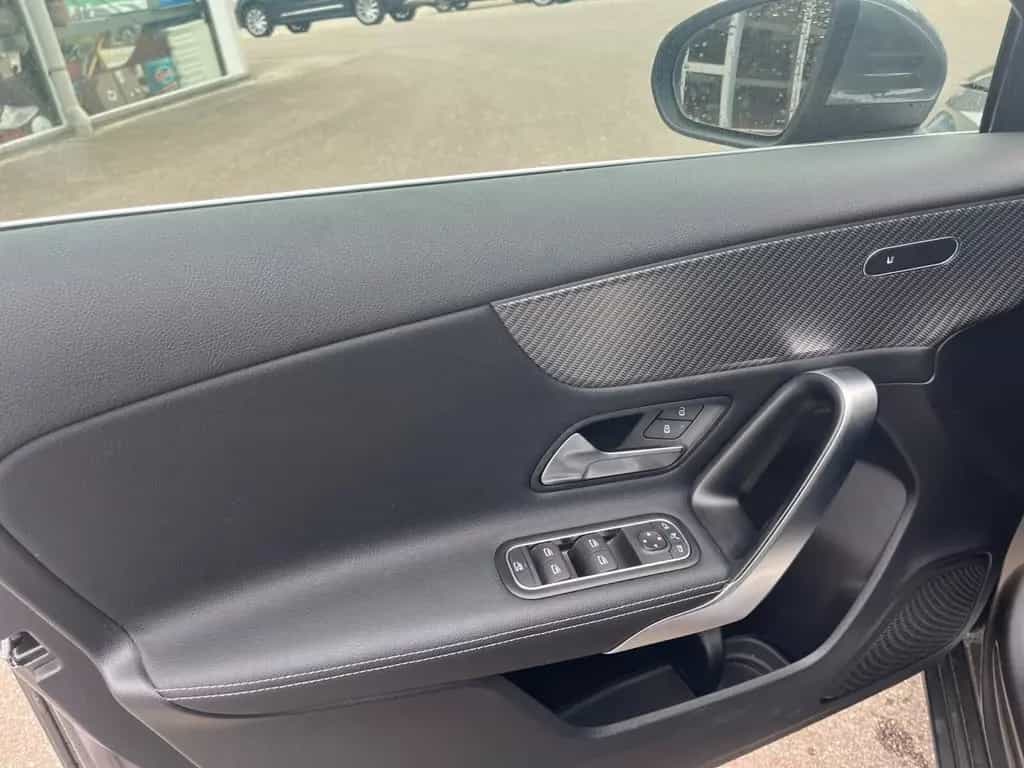 Mercedes-Benz A 200 Progressive ANHÄNGERKUPPLUNG+NAVI+TEMPOMAT 07/2024-photo-14