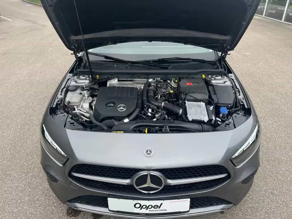 Mercedes-Benz A 200 Progressive ANHÄNGERKUPPLUNG+NAVI+TEMPOMAT 07/2024-photo-17