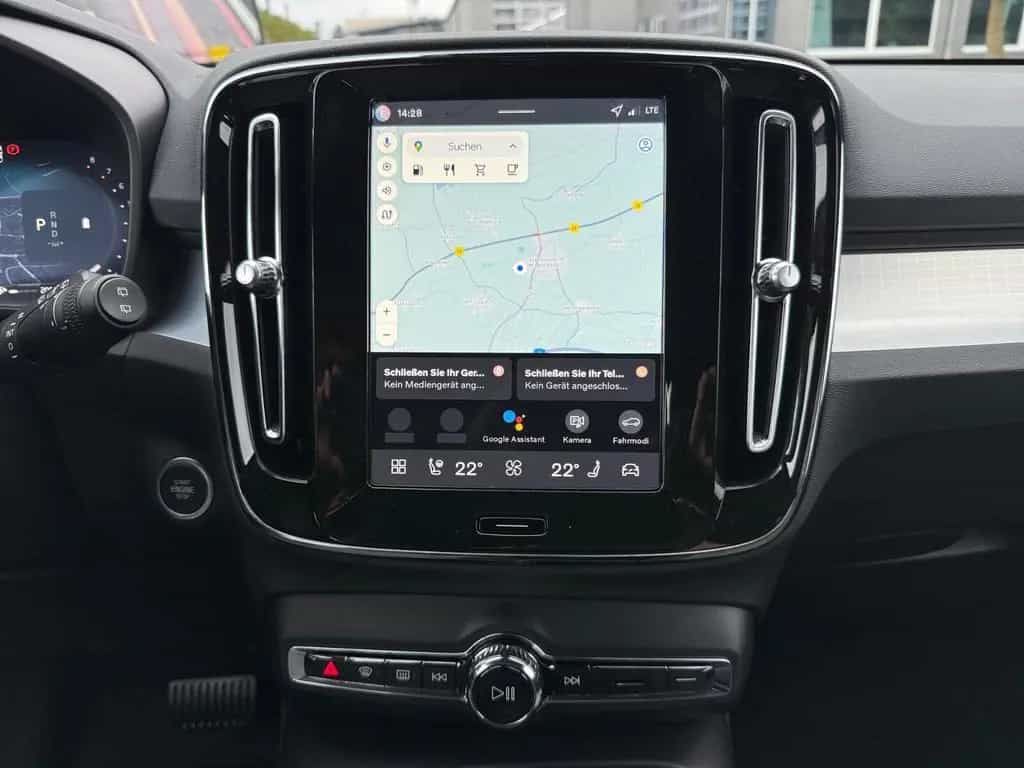 Volvo XC 40 B3 2WD Plus Black Edition*Anhngevorr.* 12/2025-photo-11
