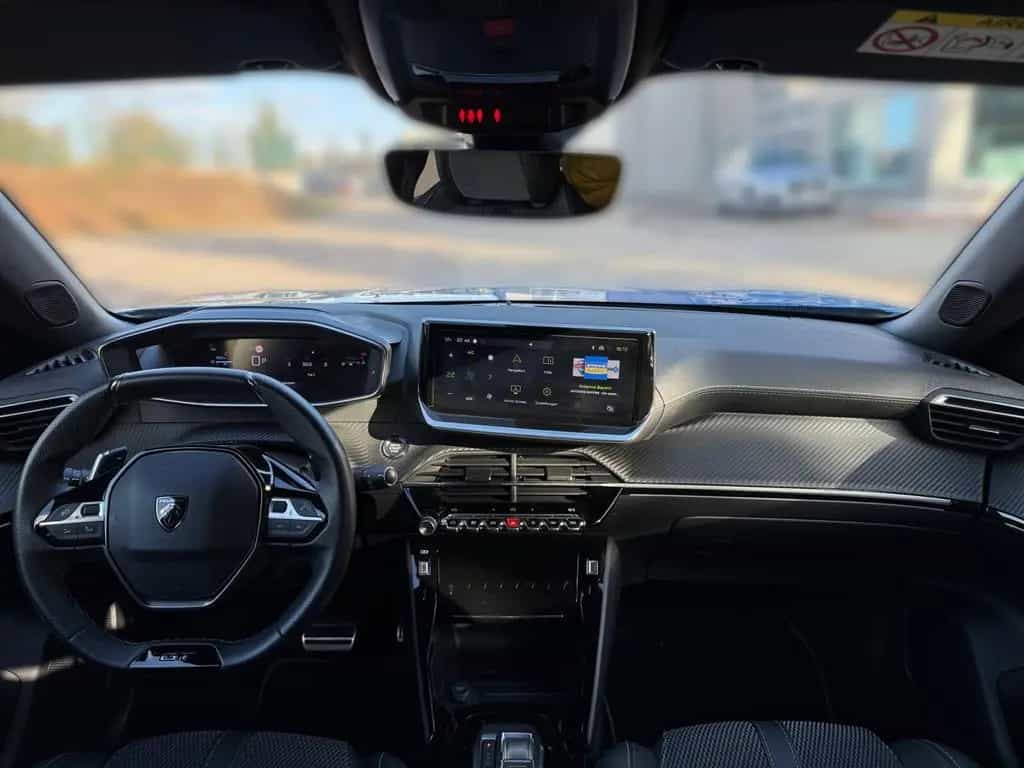 Peugeot 2008 GT NAVIGATION+LADESCHALE+KEYLESS-SYSTEM+LED 06/2024-photo-9